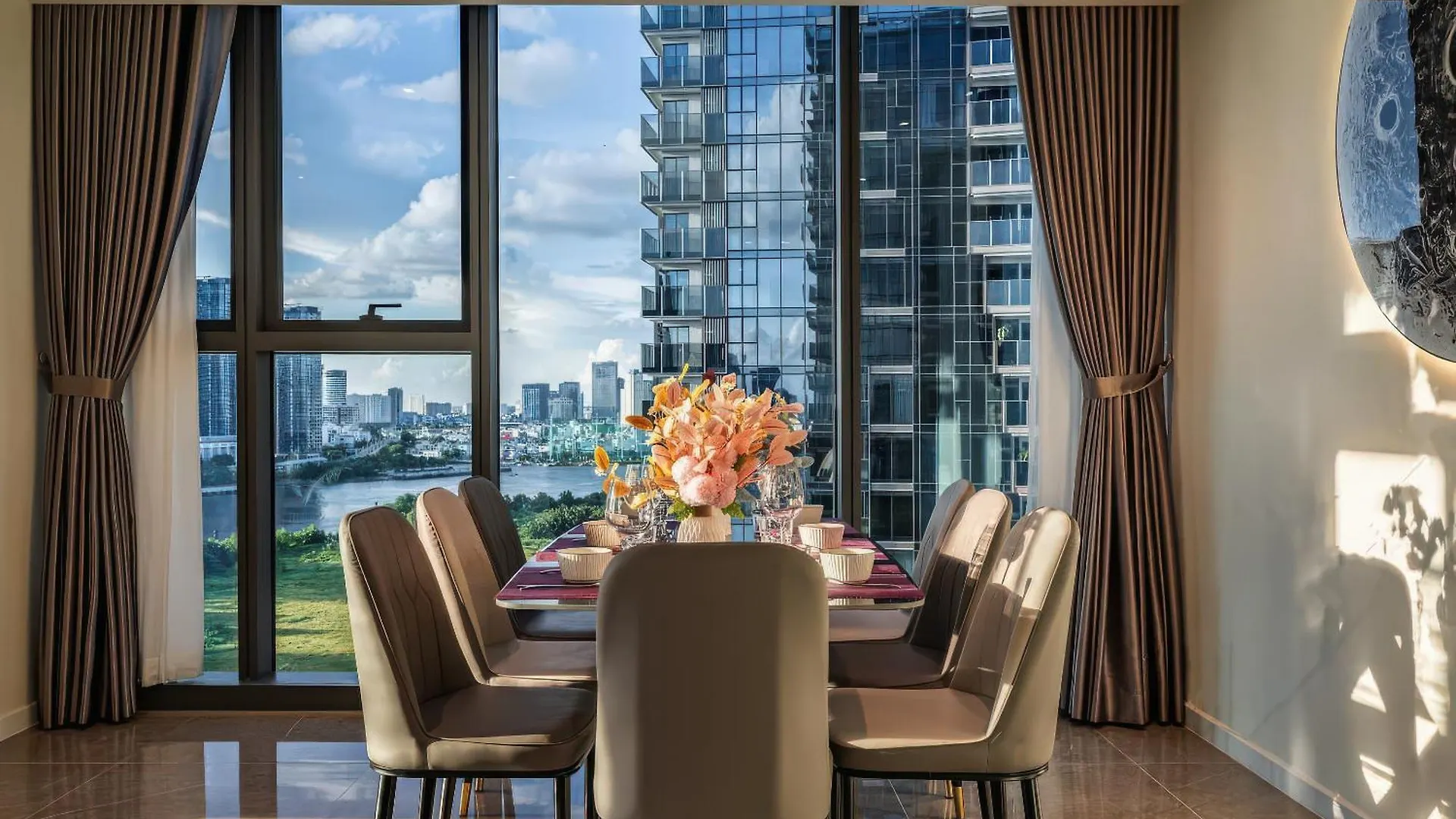 The Opera Residence - Luxury Infinity Pool&Sauna Ho Chi Minh City 0*,  Vietnam